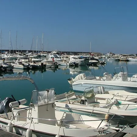 In Stilo With Garden Vakantiehuis Guardavalle